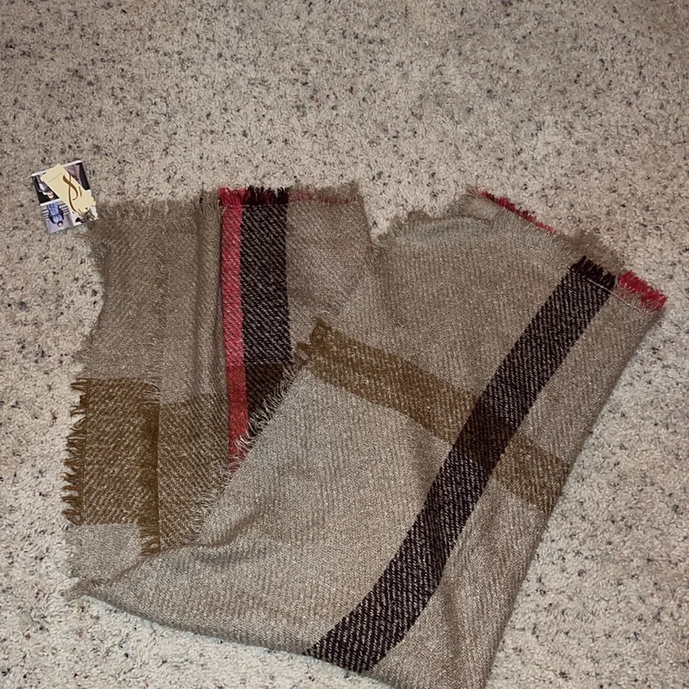 NWT collection 18 desert taupe pink purple brown plaid scarf one size